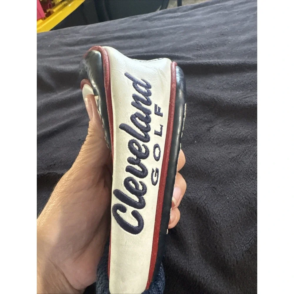 Cleveland 22°‎ Cleveland Launcher Head Cover Only